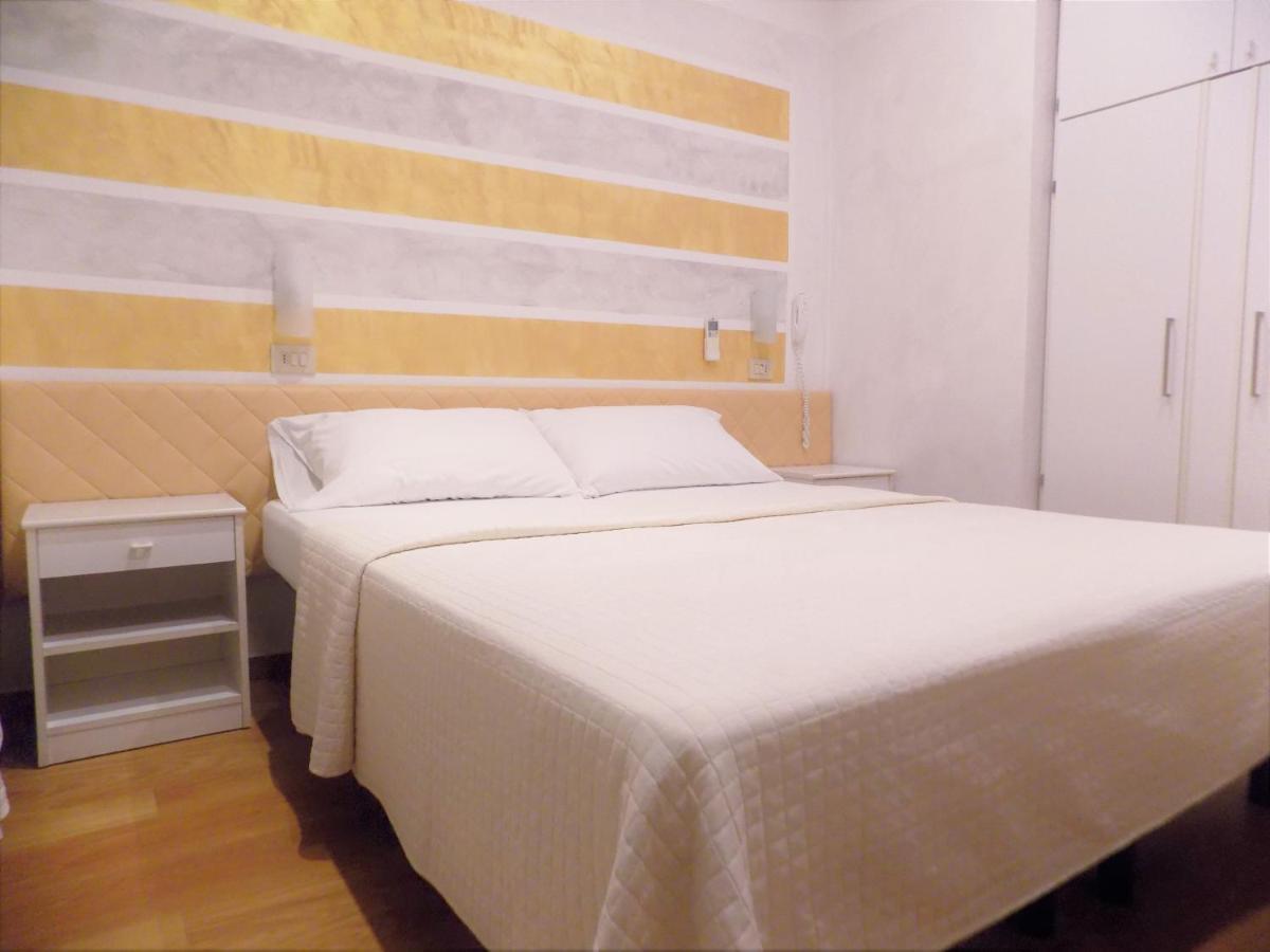 Hotel Diplomatic Riccione Zewnętrze zdjęcie