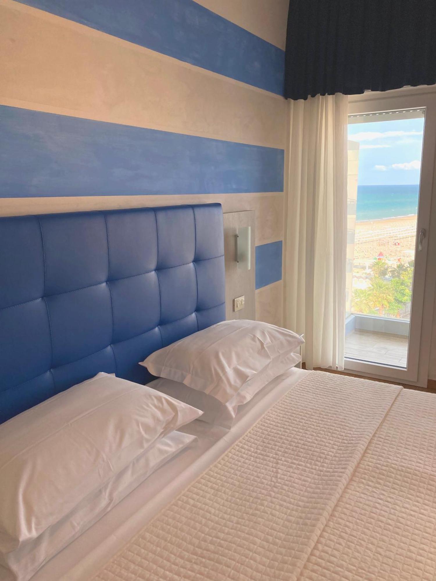 Hotel Diplomatic Riccione Zewnętrze zdjęcie