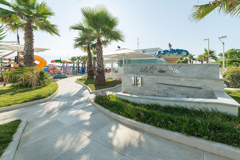 Hotel Diplomatic Riccione Zewnętrze zdjęcie